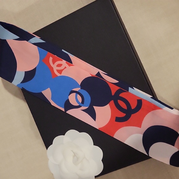 Chanel Multicolor Silk Scarf - Picture 4 of 4